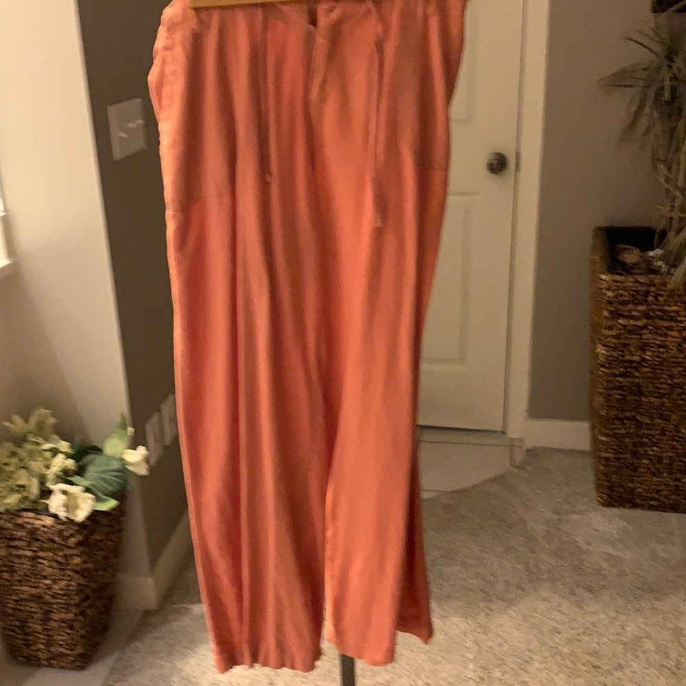 Wide leg salmon colored linen pants